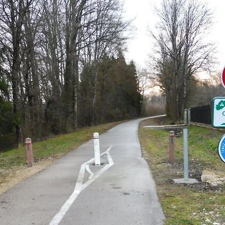 Appartamento Le Petit Cocon Montbozon Esterno foto